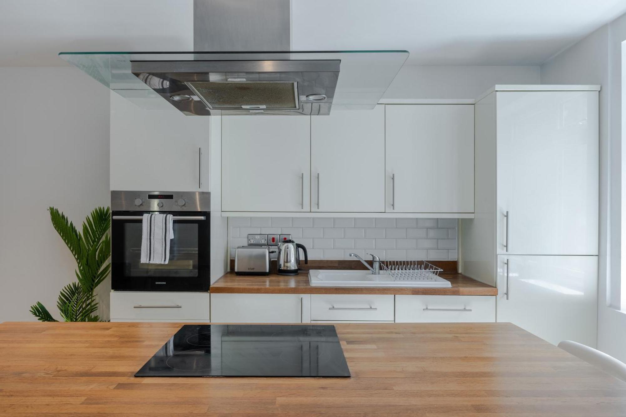 Stylish Two Bedroom Apartment By Central London With Garden 外观 照片